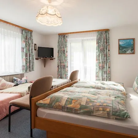 Gaestehaus Hoeck *
