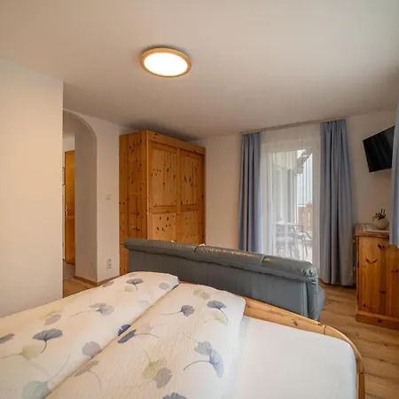 Gaestehaus Hoeck Apartment *
